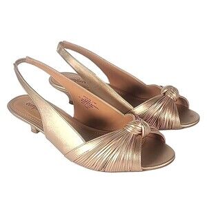 Comfortview Women's Wide Width Katelyn Slingback Sandals Kitten Heels Gold 7WW